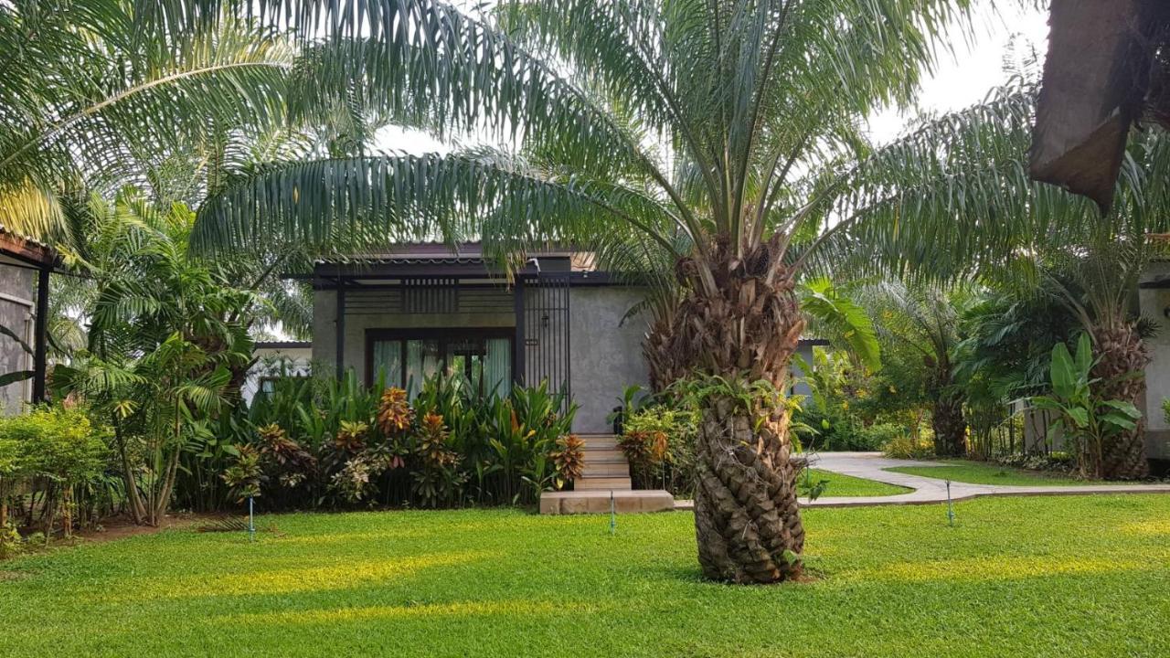 Palm Pran Resort Pranburi Kültér fotó