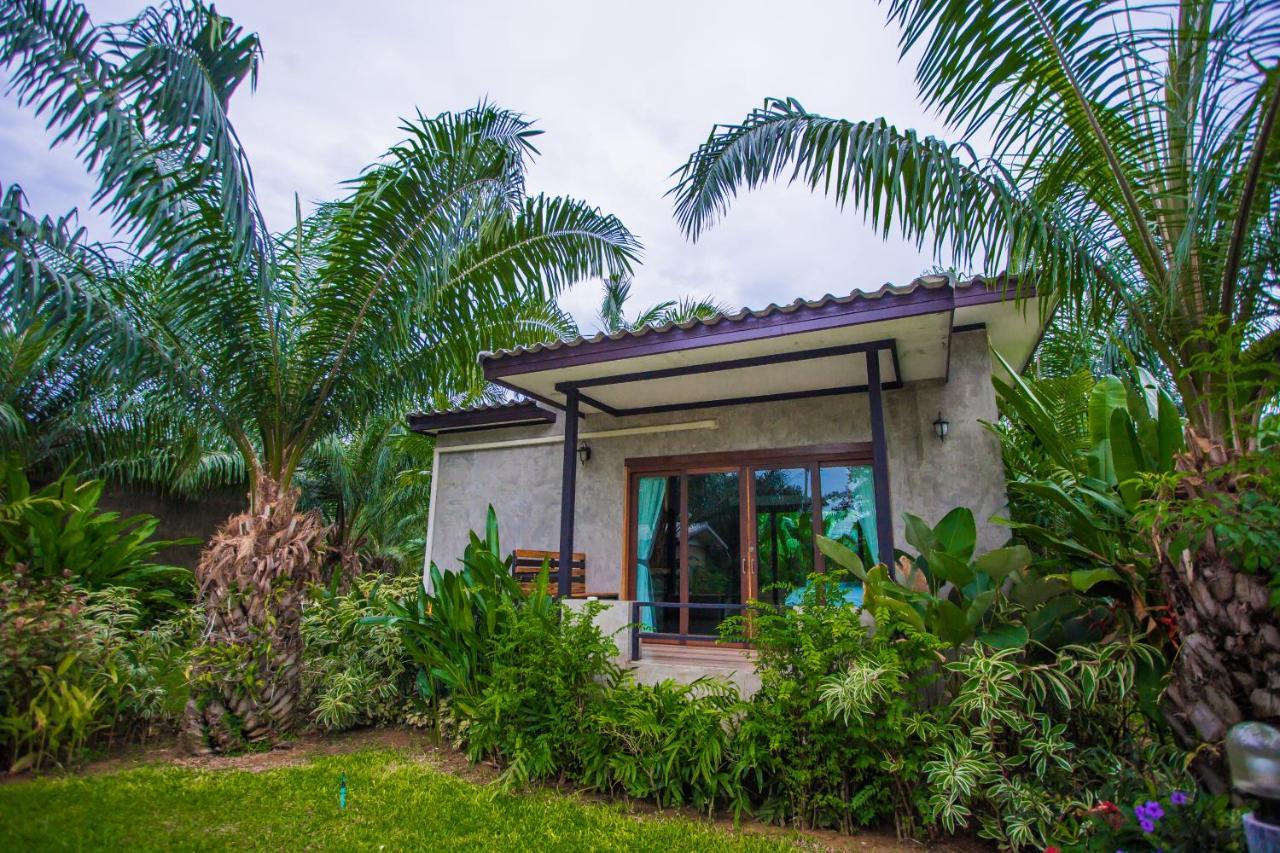 Palm Pran Resort Pranburi Kültér fotó