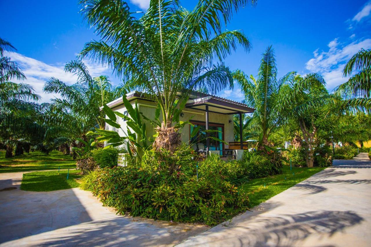 Palm Pran Resort Pranburi Kültér fotó