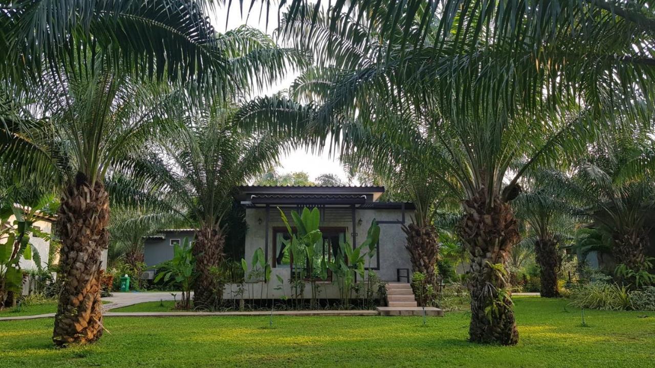 Palm Pran Resort Pranburi Kültér fotó