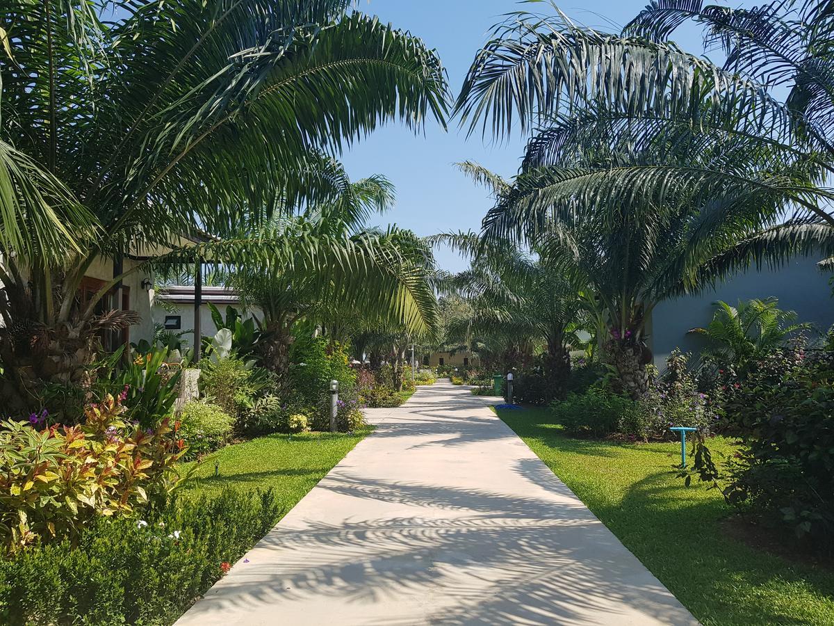 Palm Pran Resort Pranburi Kültér fotó
