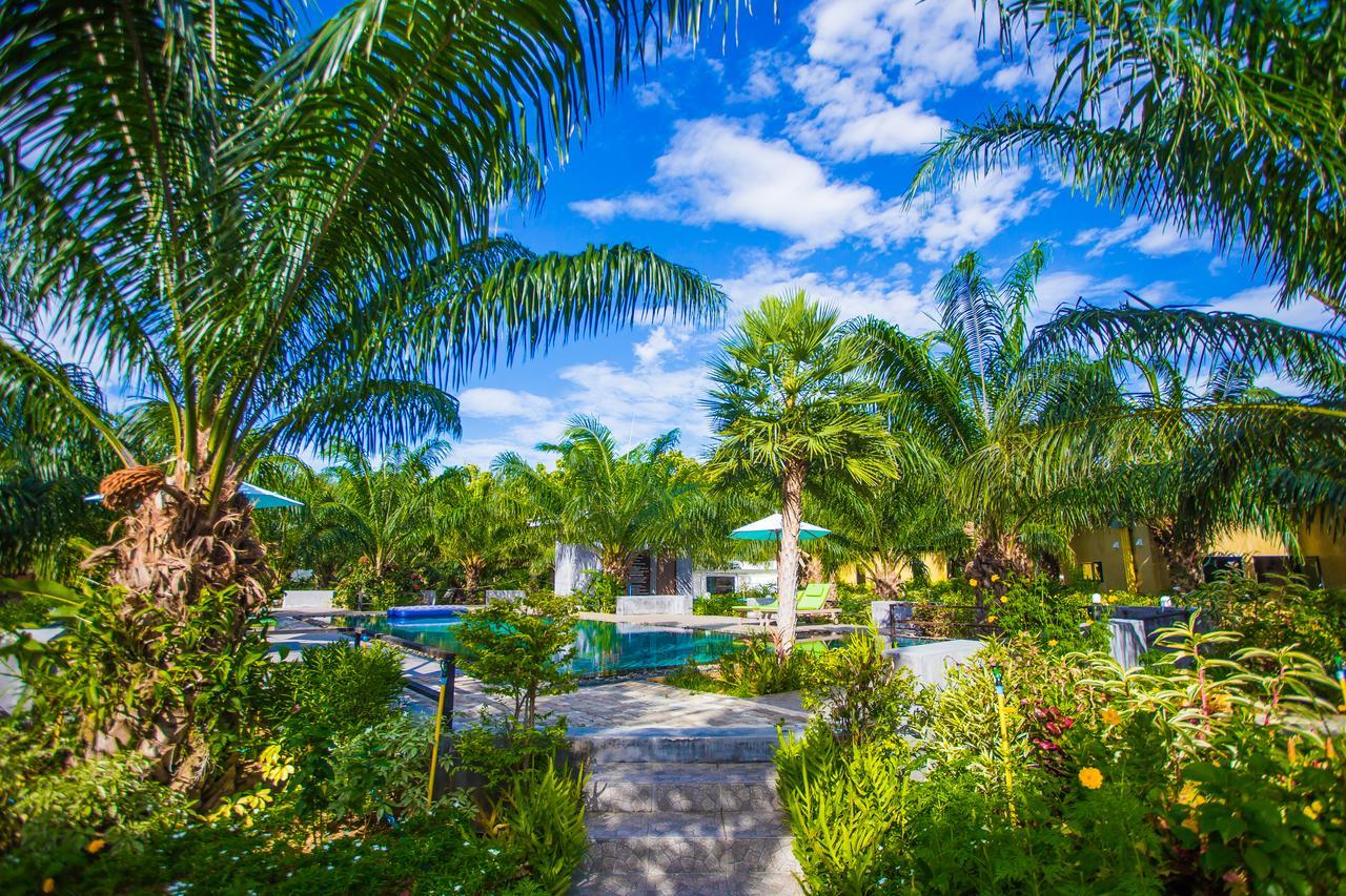 Palm Pran Resort Pranburi Kültér fotó