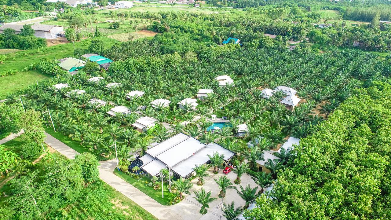 Palm Pran Resort Pranburi Kültér fotó